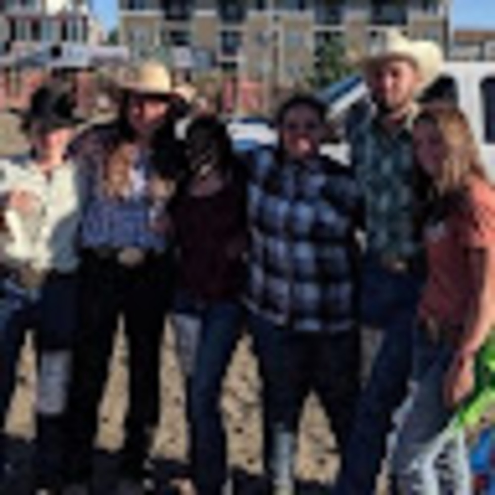 Meet your Posher, Oshi